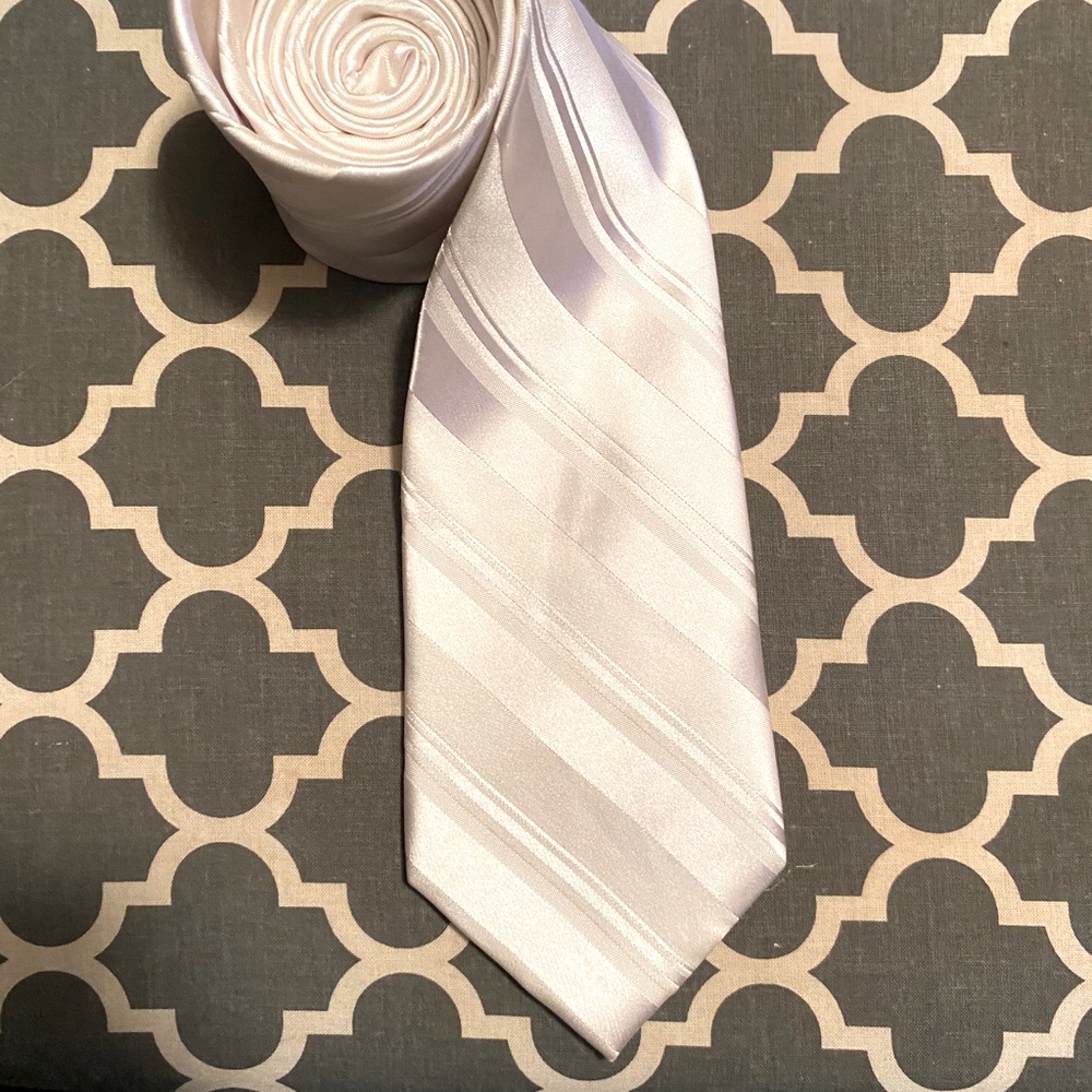 White Stafford Tie.